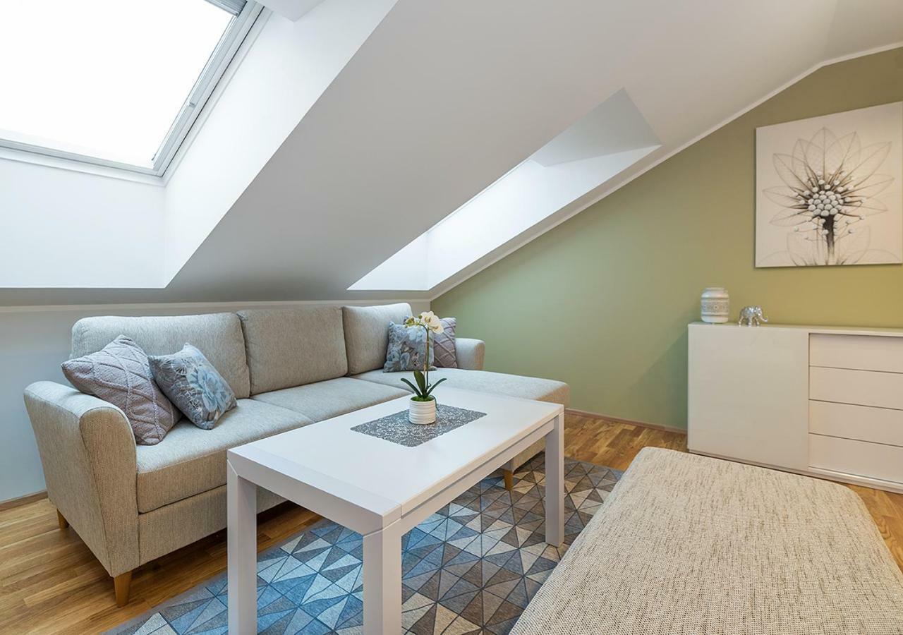 Rooftop Apartments Tallinn Bagian luar foto