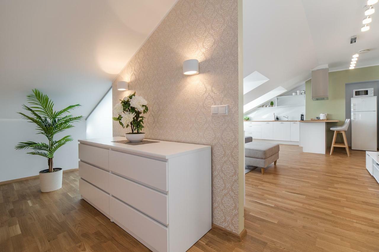 Rooftop Apartments Tallinn Bagian luar foto