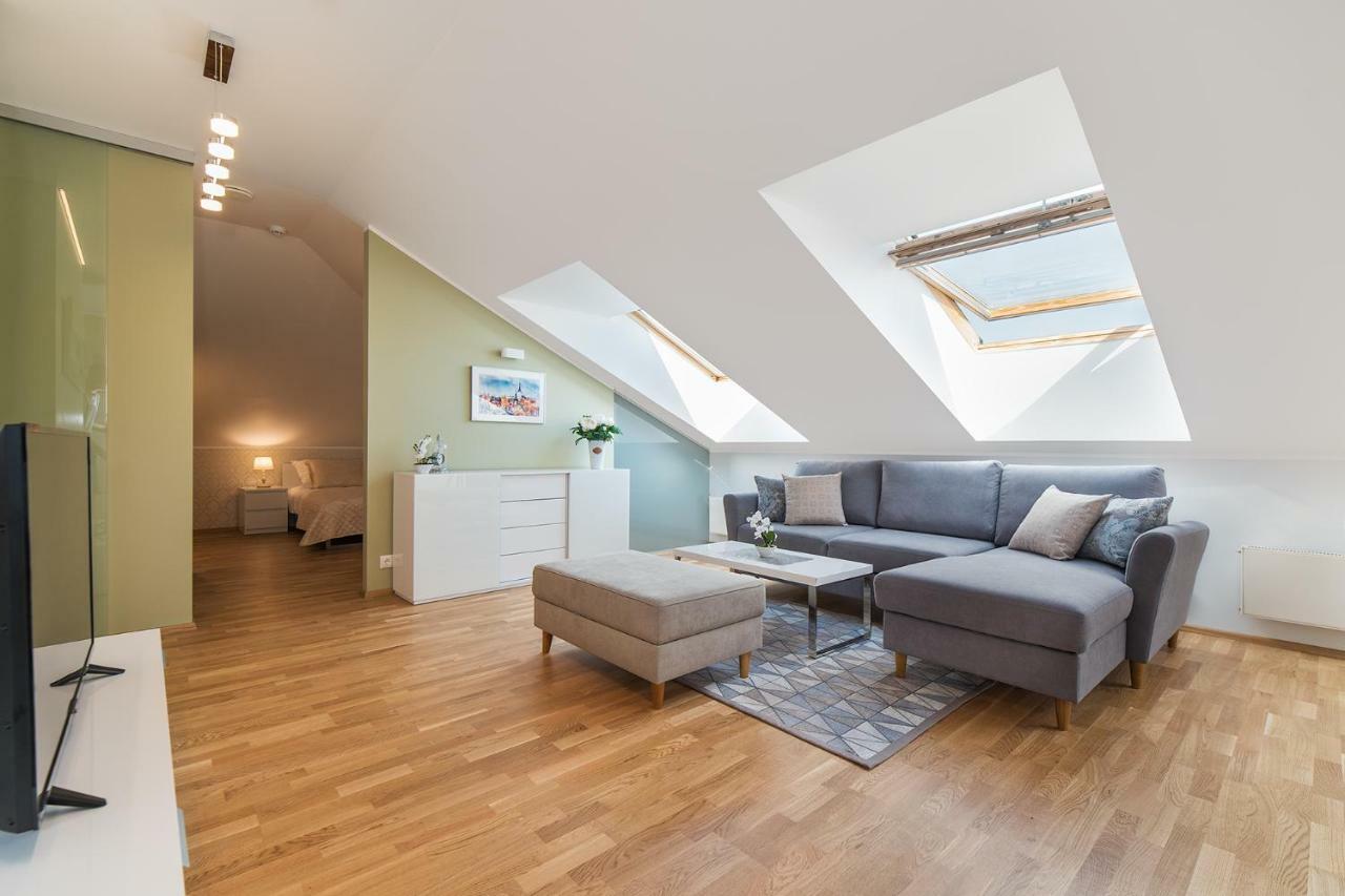 Rooftop Apartments Tallinn Bagian luar foto